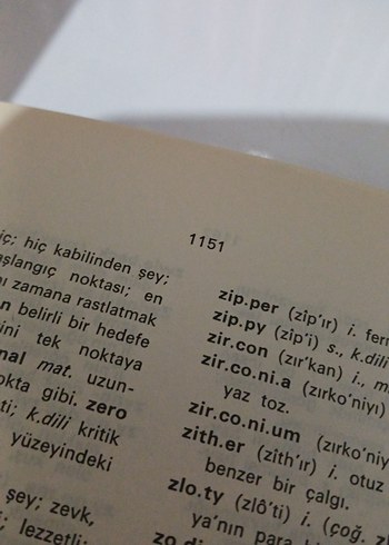 Redhouse İngilizce-Türkçe Büyük Sözlük - Görsel 3