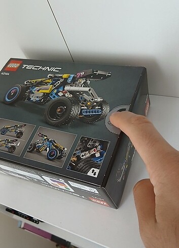 Beden Renk LEGO TECHNIC ARAZİ YARIŞI ARABASI