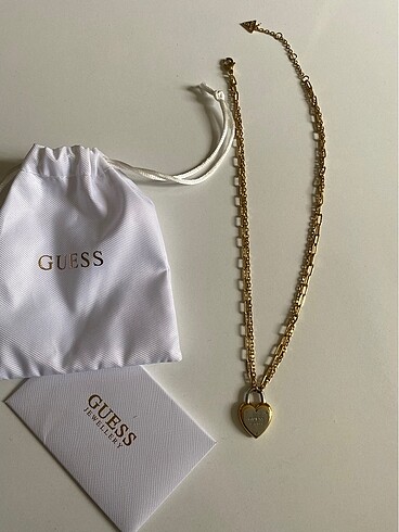 Guess kolye