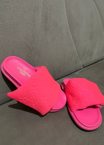 36 Beden Louis vuitton terlik