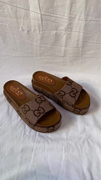 Gucci terlik