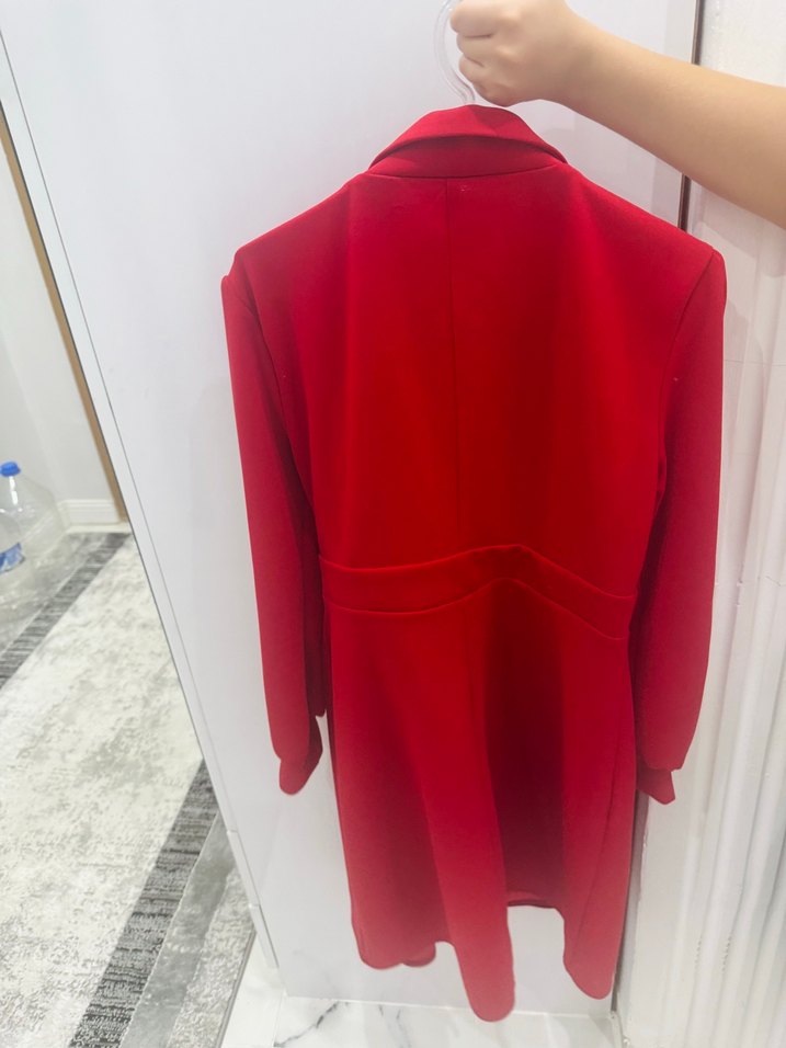 Etiketli Yeni 38 Beden Jument Kemer Detaylı Kırmızı Midi Elbise - Görsel 4