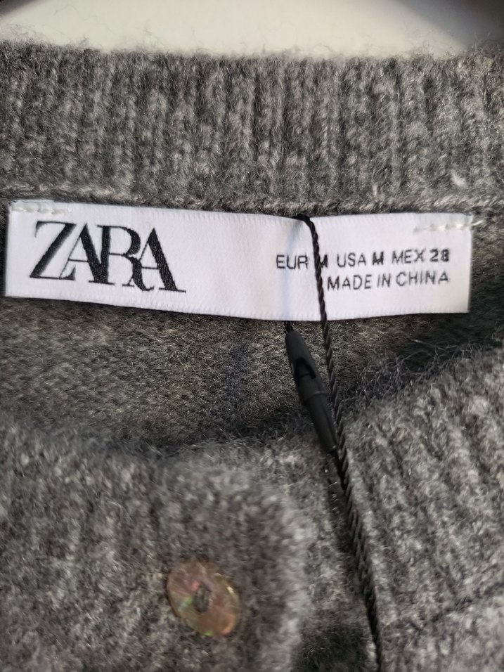 Düğmeli Gri Yün Kadın Hırka - Görsel 3