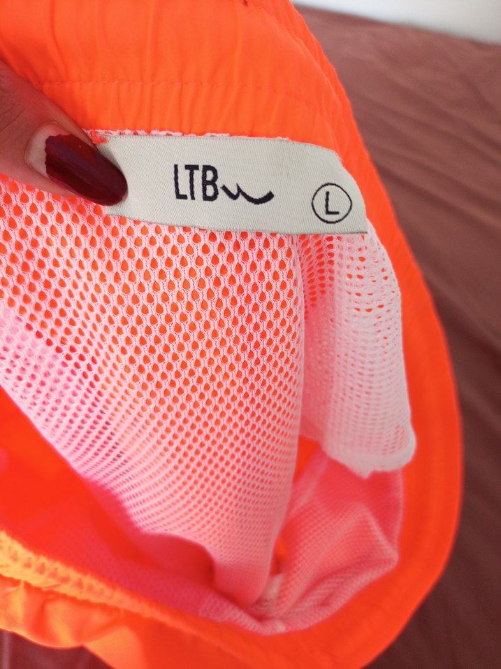 Turuncu Bel Detaylı Erkek Mini Şort - Görsel 4