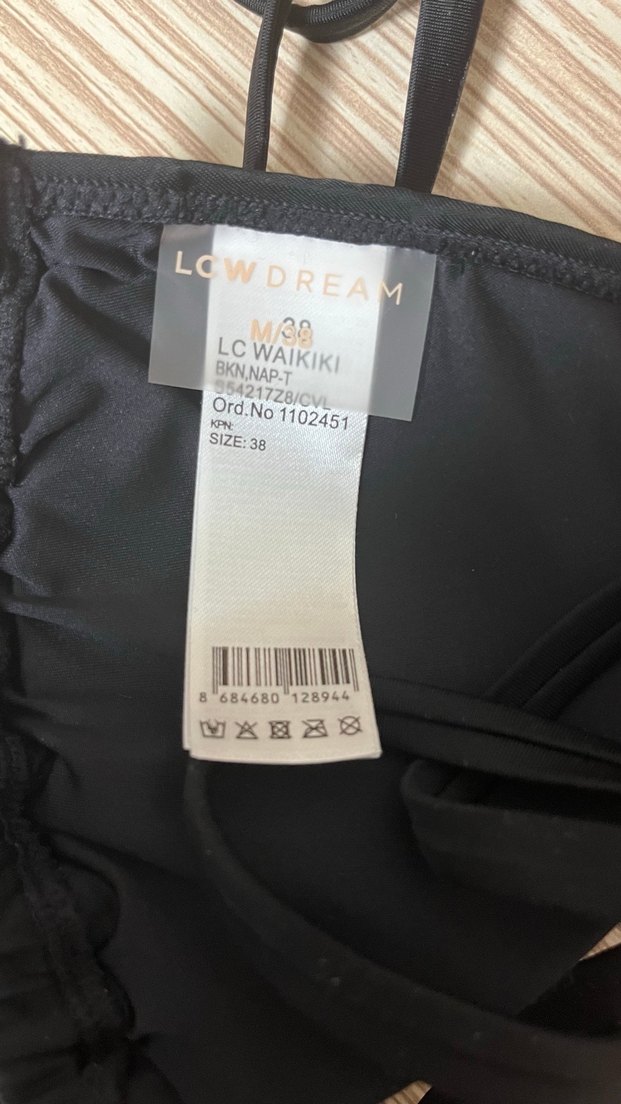 Kadın Siyah İpli Bikini Üstü - Görsel 3