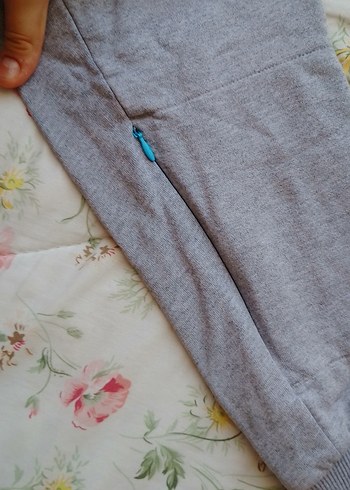 The North Face Gri uzun Kollu Sweatshirt - Görsel 2