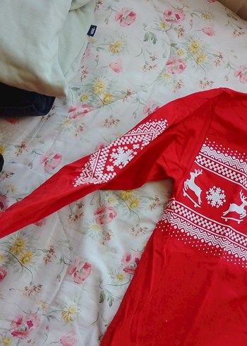 Kız Çocuk Kırmızı Vans Desenli Uzun Kollu Tişört - Görsel 3