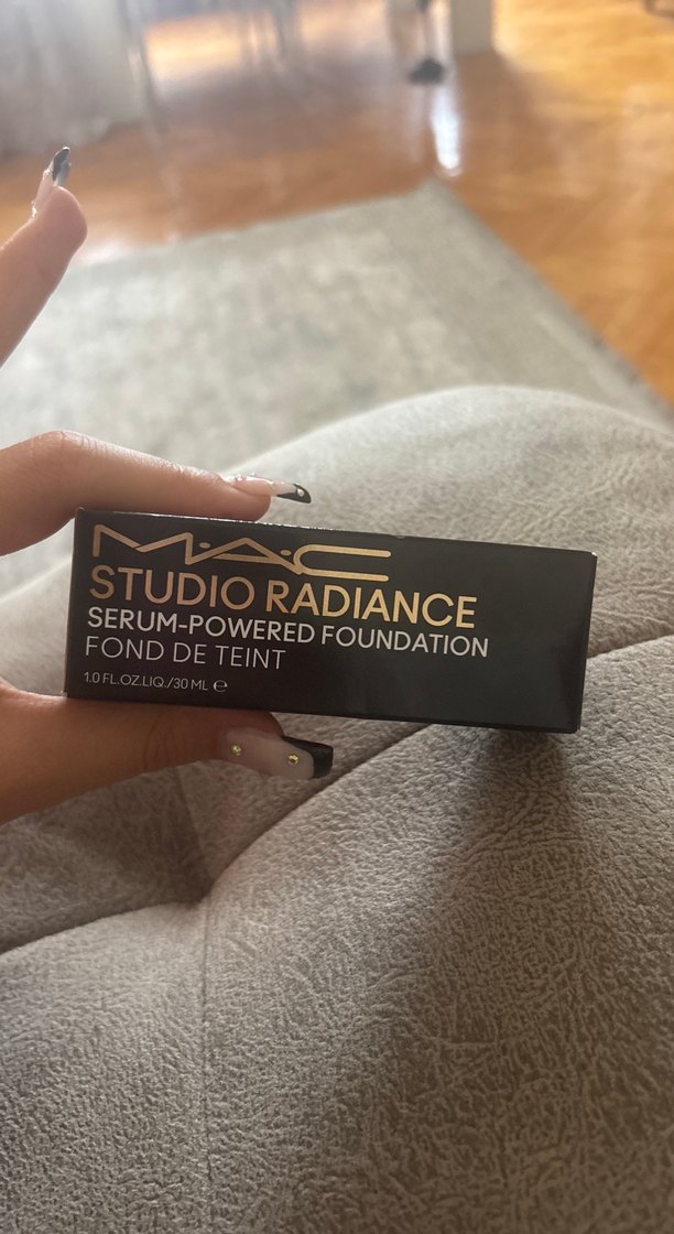 MAC Studio Radiance Serum Foundation - Görsel 3