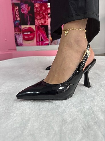 Rugan Stiletto