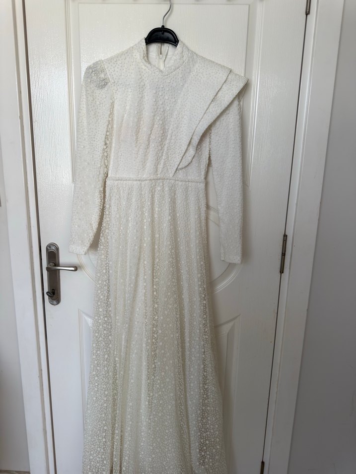 Beyaz simli elbise - Görsel 2