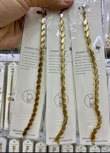 çelik arpa bileklik gold 