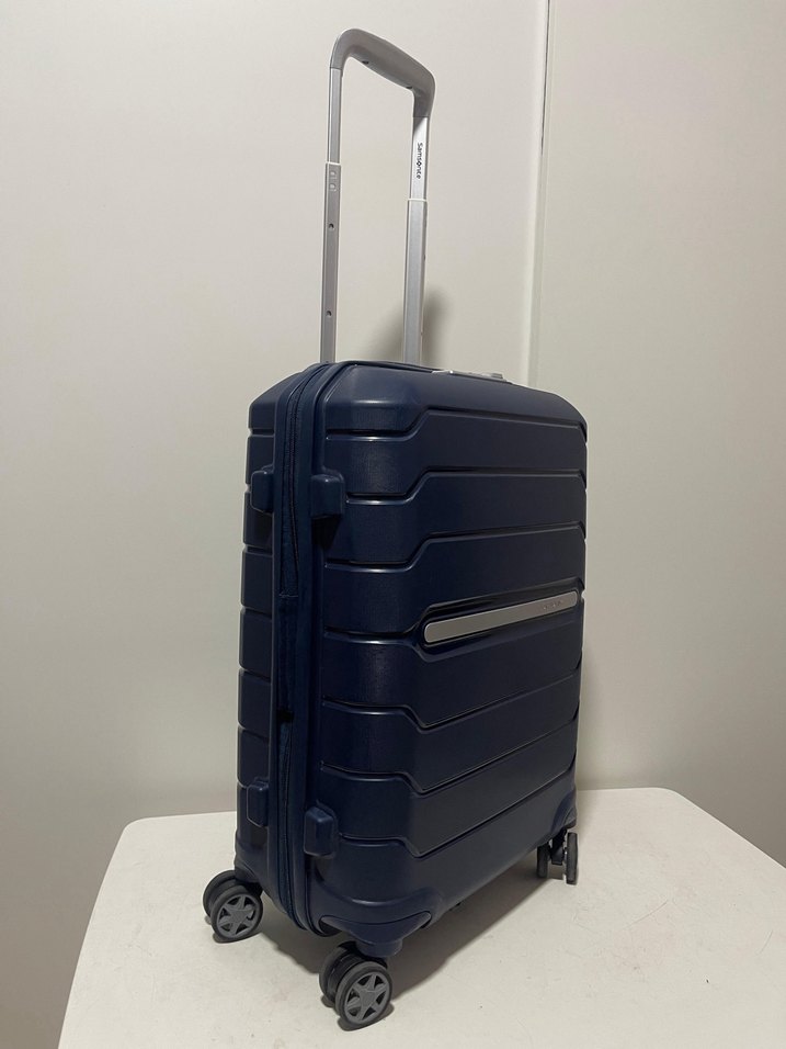 Samsonite Freeform Spinner Lacivert Kabin - Görsel 4