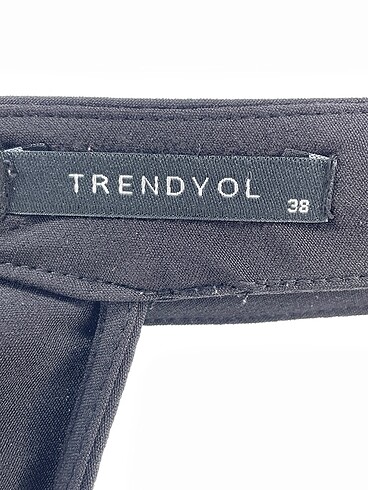 38 Beden siyah Renk Trendyol & Milla Bluz %70 İndirimli.