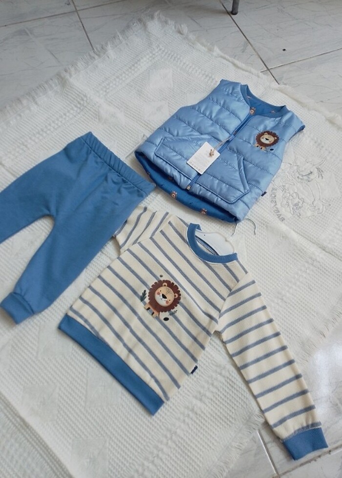 Erkek bebek şişme yelekli takım  - Görsel 3