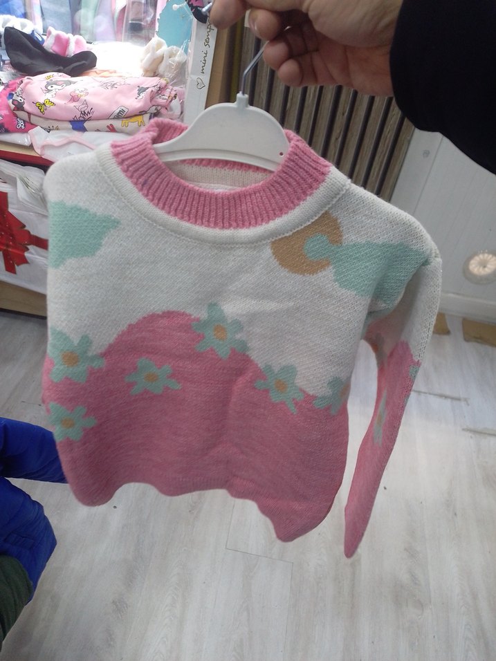 Zara Pembe Çiçekli Uzun Kollu Örgü Kazak 8 yas - Görsel 4