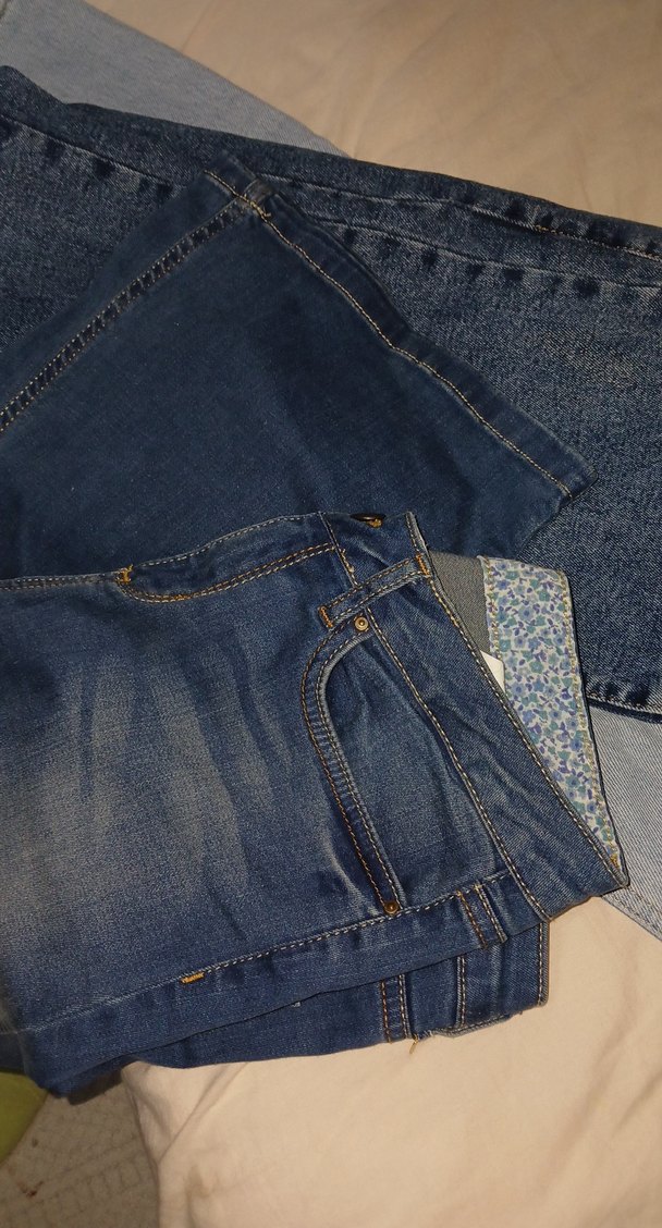 Nakışlı Düğmeli Mavi Kadın Kot Pantolon - Görsel 2