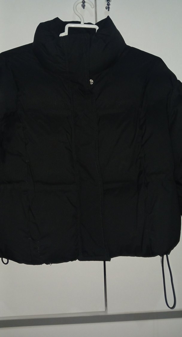 Siyah Kısa Kadın Mont - Görsel 3