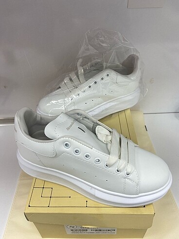 38 Beden Alexander mcqueen
