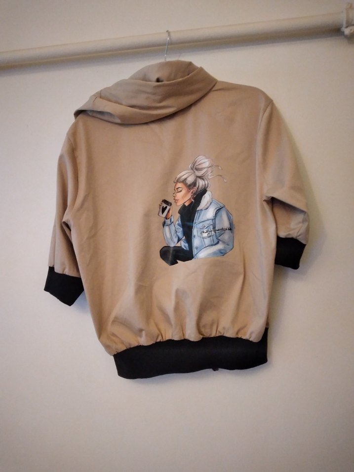 Kapüşonlu Kısa Bej - Görsel 2