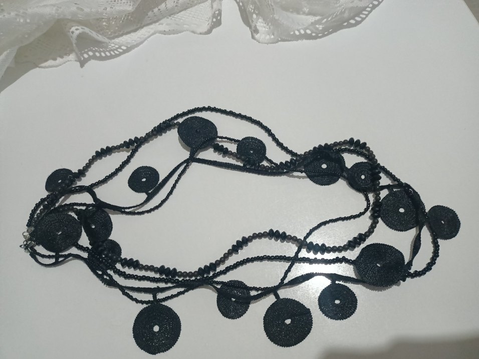 Uzun Siyah Gotik Boncuklu Kadın Kolye - Görsel 2