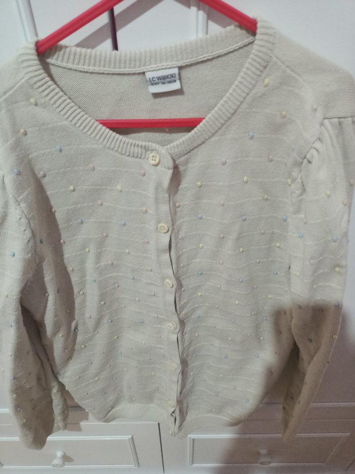 Düğmeli Bej kız çocuk kazak,  LC Waikiki - Görsel 4