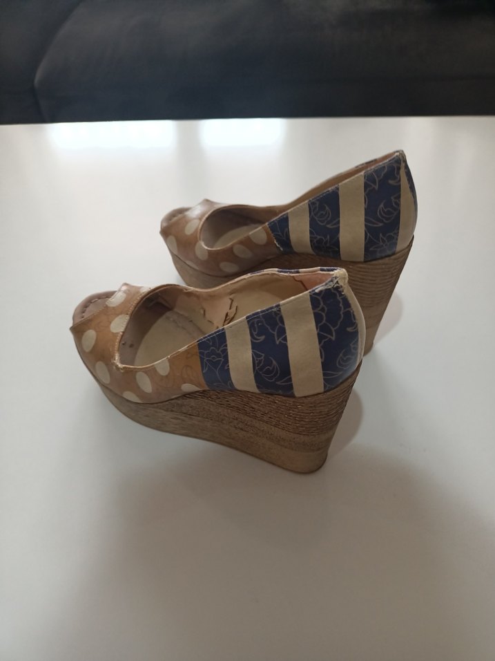 Bej Puantiyeli Kadın Dolgu Topuklu Ayakkabı - Görsel 5