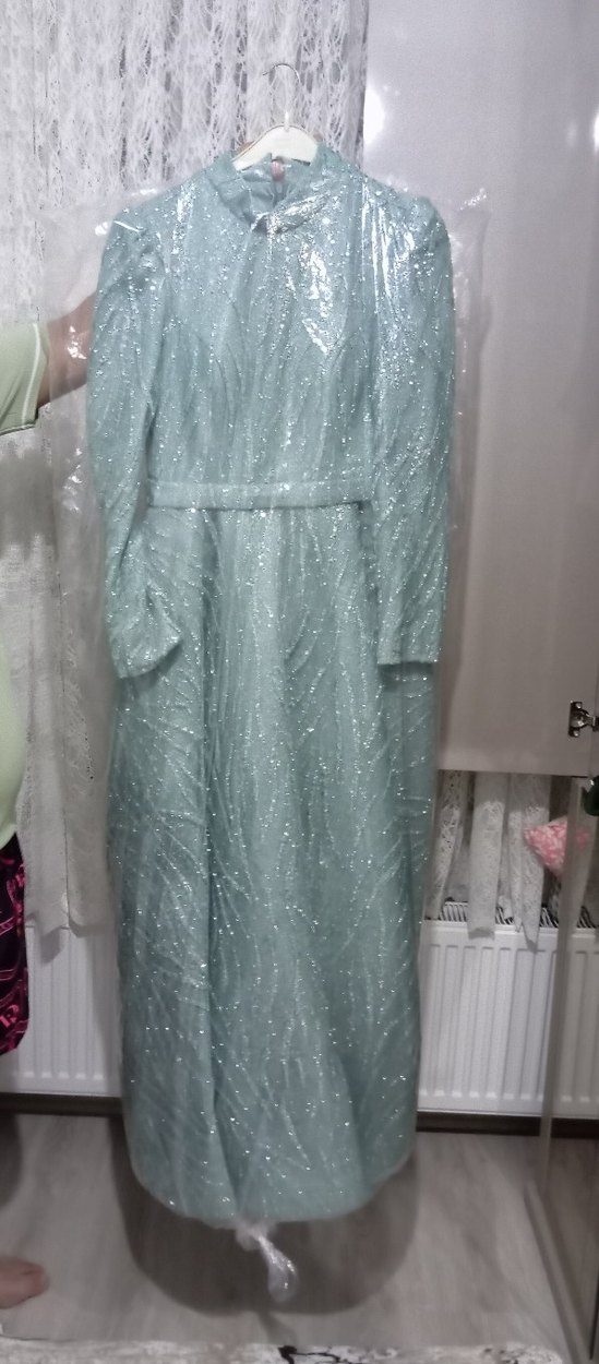 Gri Drapeli Uzun Kadın Abiye Elbise kiralık 1000 - Görsel 2