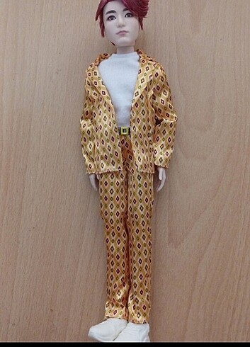 V jk barbie bebek