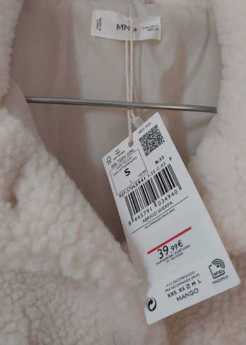 Beyaz Peluş Kısa Kadın Kaban - Görsel 2