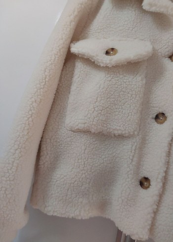 Beyaz Peluş Kısa Kadın Kaban - Görsel 3