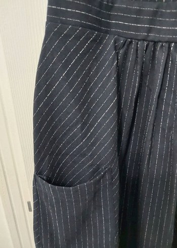 Çizgili V Yaka Midi Elbise - Görsel 3