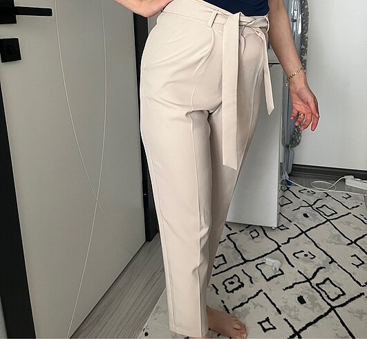 İki adet pantolon fiyatıdır
