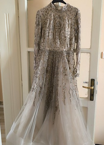 İnci İşlemeli Uzun Bej Düğün Elbisesi - Görsel 4