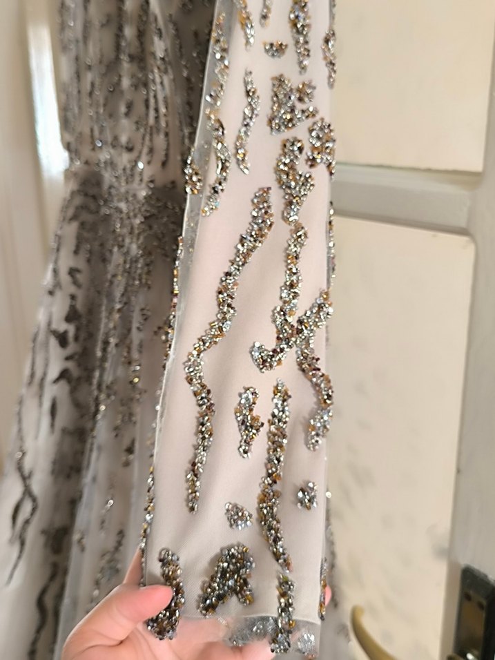 İnci İşlemeli Uzun Bej Düğün Elbisesi - Görsel 3