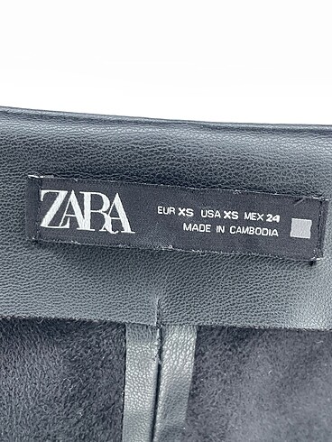 xs Beden siyah Renk Zara Mini Şort %70 İndirimli.