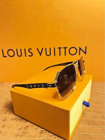 Louvis Vuitton erkek güneş gözlüğü