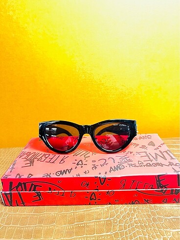 Yves saint Laurent