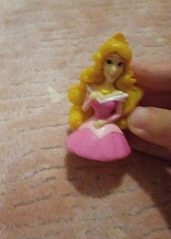 Pastel Pembe Prenses Figürü