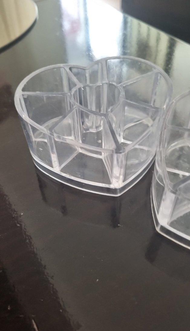 Kalp Şeklinde Şeffaf Makyaj Organizeri 2 adet - Görsel 2