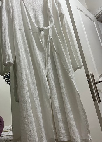 Uzun Beyaz Salaş Kadın Sabahlık - Görsel 2