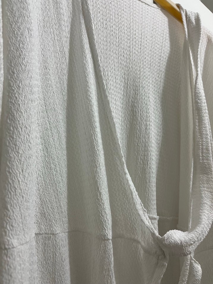 Uzun Beyaz Salaş Kadın Sabahlık - Görsel 3