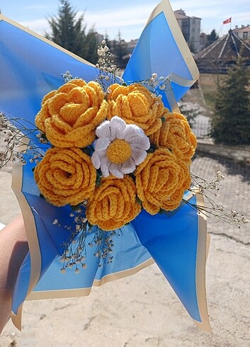 Diğer Amigurumi örgü el yapımı buket güller 