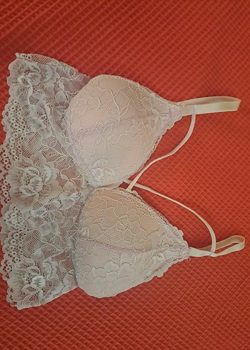 pudra Dantel Bralet