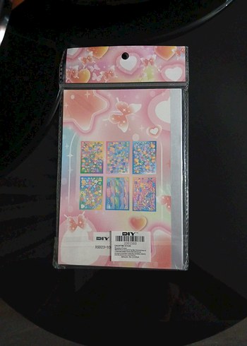 24 Parça Sticker Kitabı