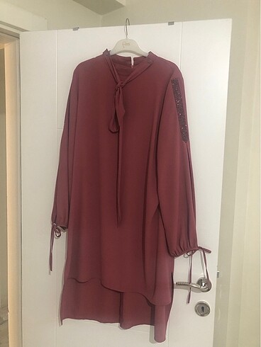 Tunik pembe