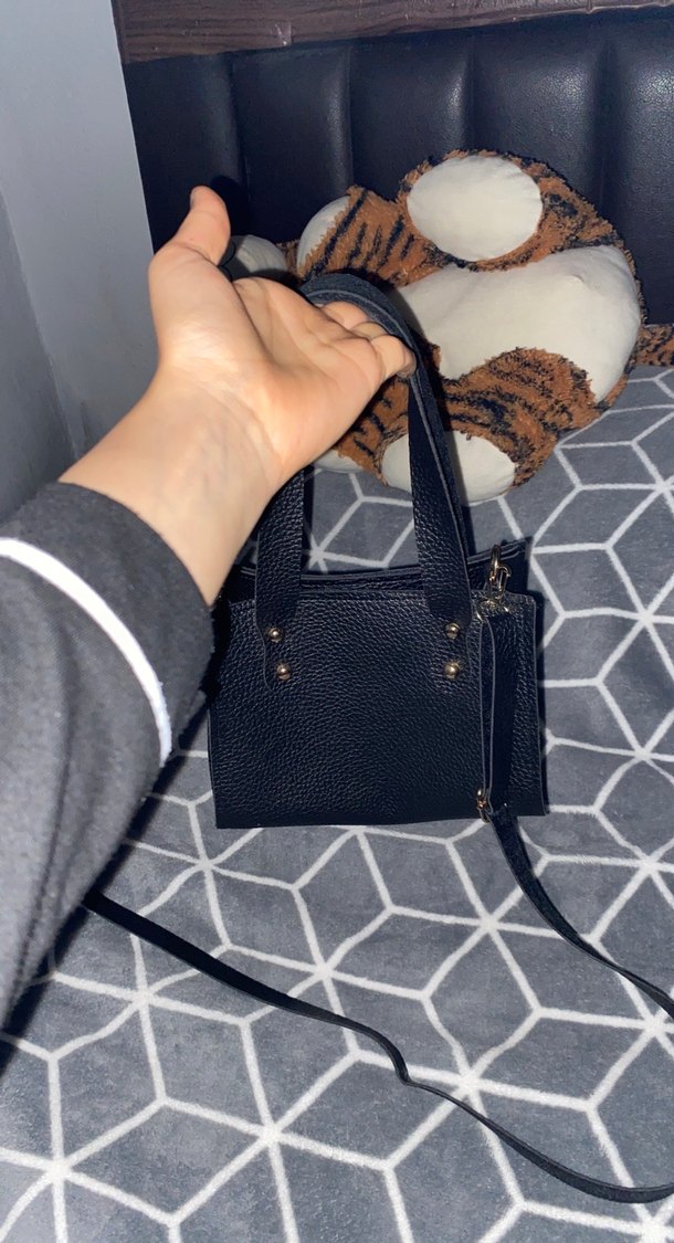 Siyah Deri Kadın Omuz Çantası - Görsel 2