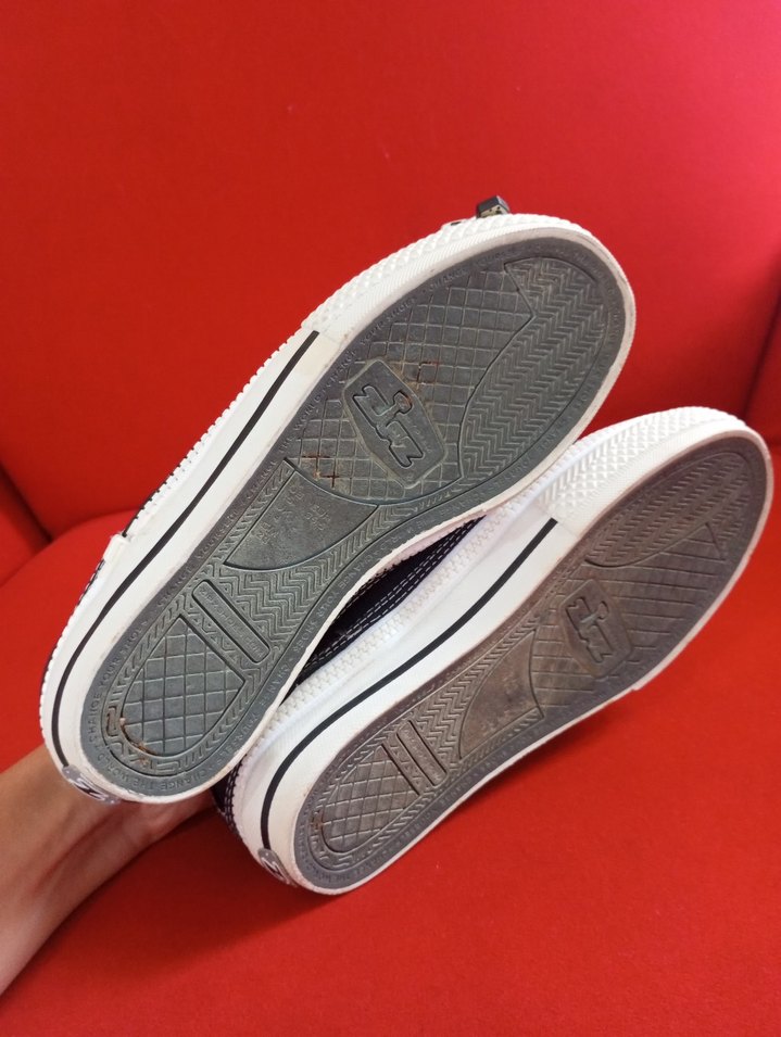 Siyah Beyaz Bağcıklı Kadın Spor Ayakkabı - Görsel 4