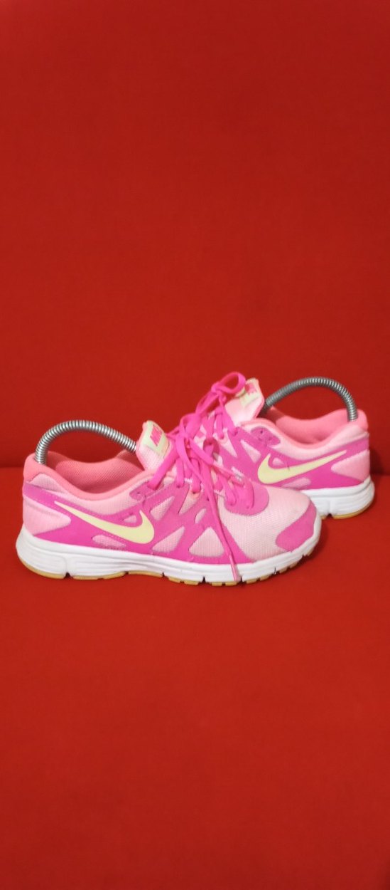 Pembe Nike Spor Ayakkabı - Görsel 3