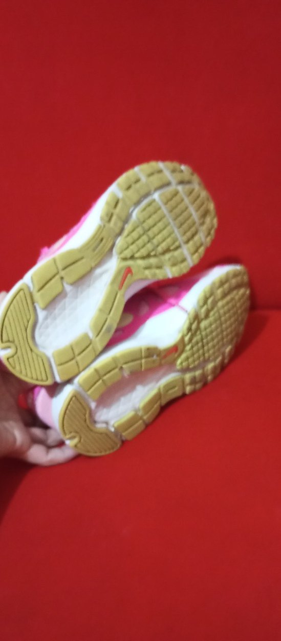 Pembe Nike Spor Ayakkabı - Görsel 4