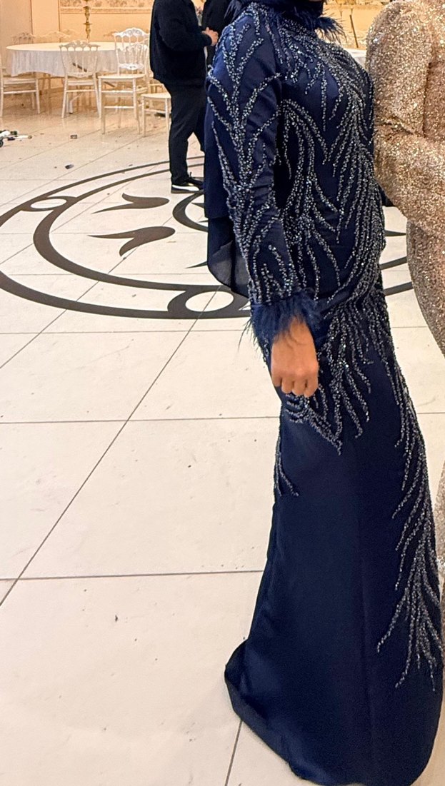 Boncuk İşlemeli Lacivert Uzun Abiye Elbise - Görsel 3